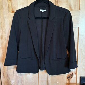 Maurices Cropped Versa Blazer M Medium Black Lightweight Business Dressy